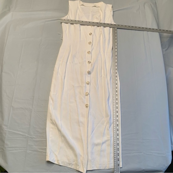 Vintage woman’s long white button  up dress with gold accent buttons sleeveless - Picture 11 of 13